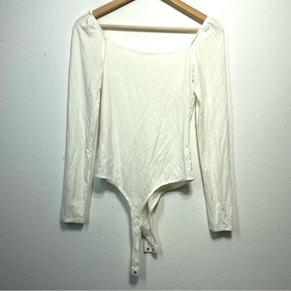 Reformation Heather Ivory Bodysuit Sweetheart Neck Large P430 - Picture 3 of 9